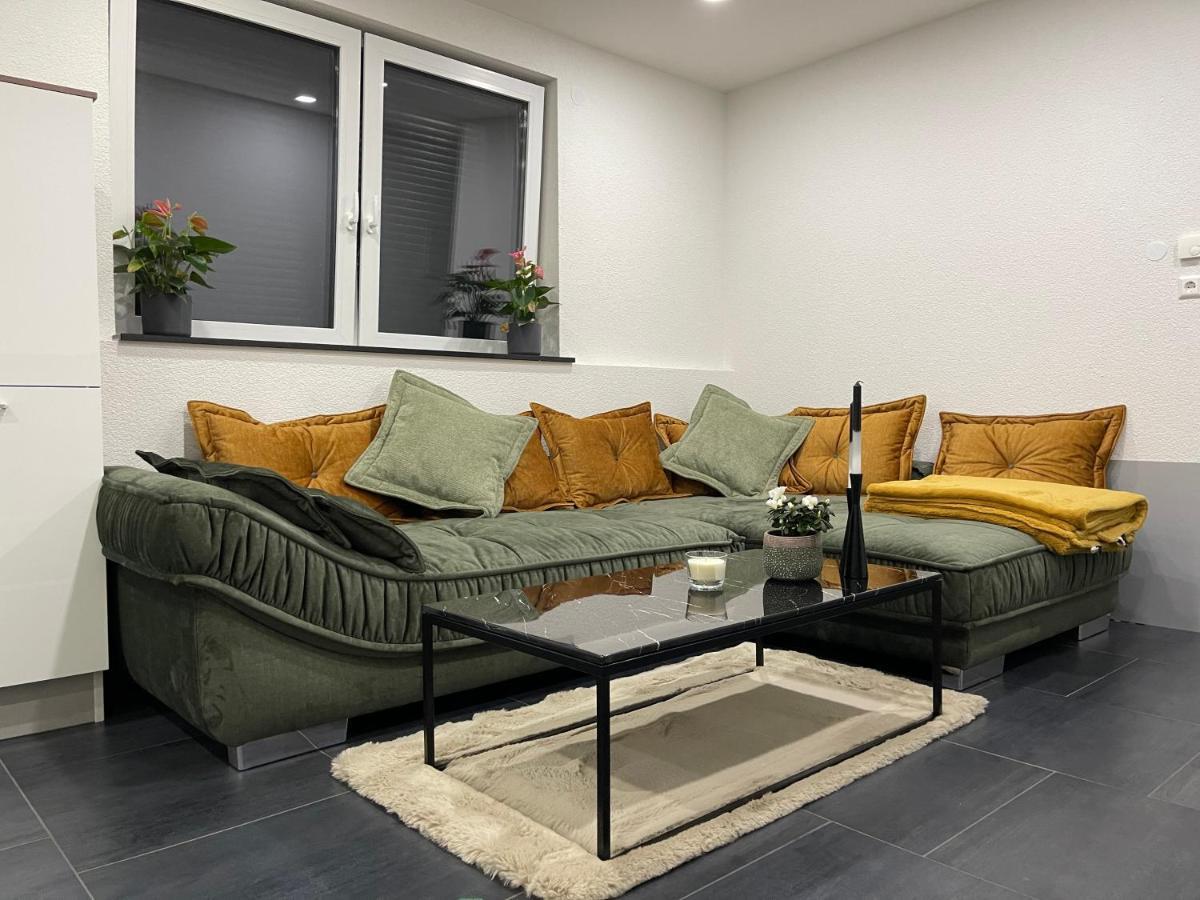 2 Zimmer Wohnung Zur Taegliche Miete Hechingen Exterior foto